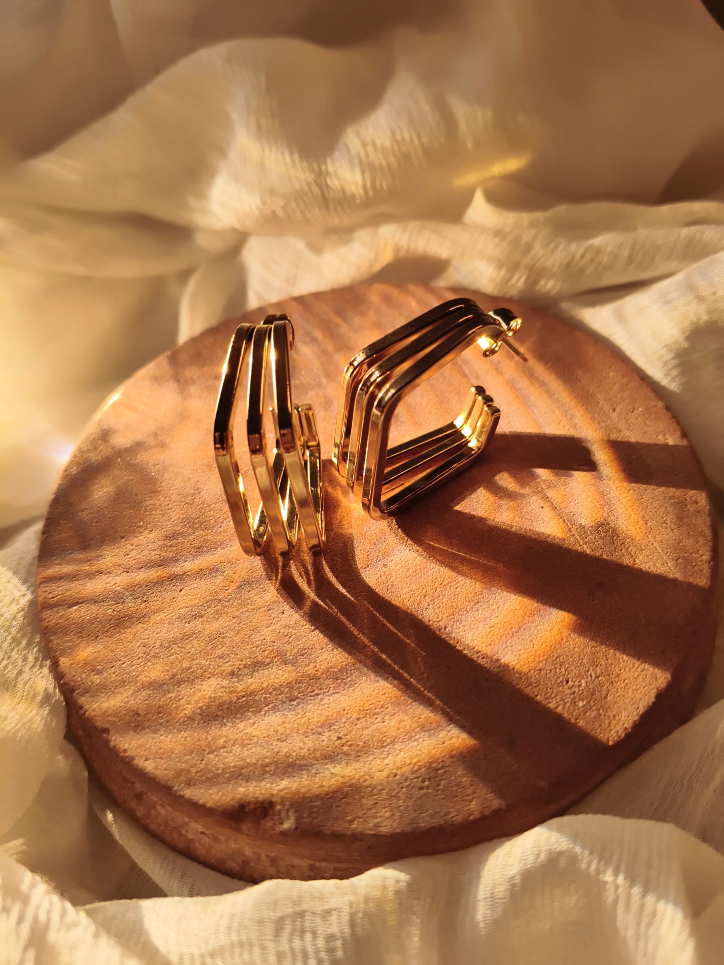 Trendy Geometric Gold Hoop Earrings – Bold & Modern Statement Jewellery