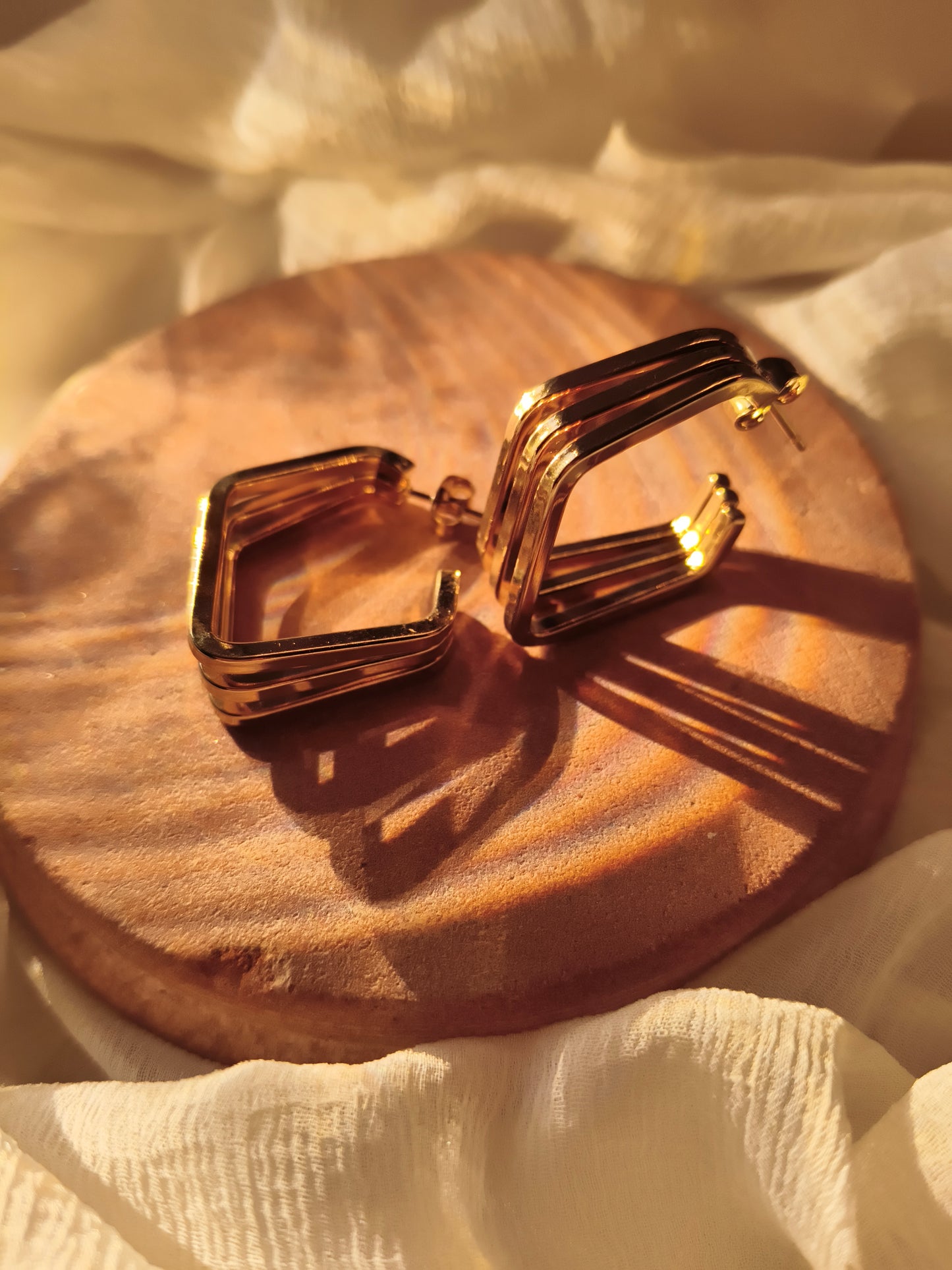 Trendy Geometric Gold Hoop Earrings – Bold & Modern Statement Jewellery