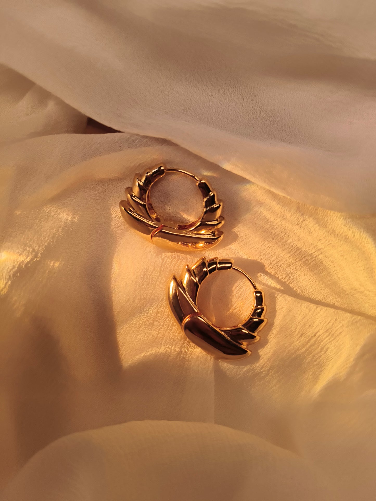 Golden Laurel Hoops – Vintage-Inspired Leaf Motif Earrings