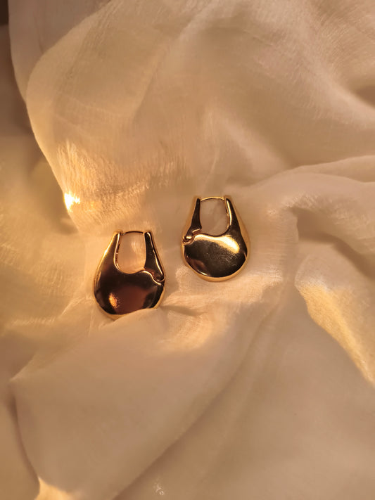 Golden Fluid Form Hoop Earrings – Minimalist Abstract Jewelry for Women